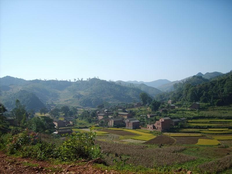 尼龍拱大寨村