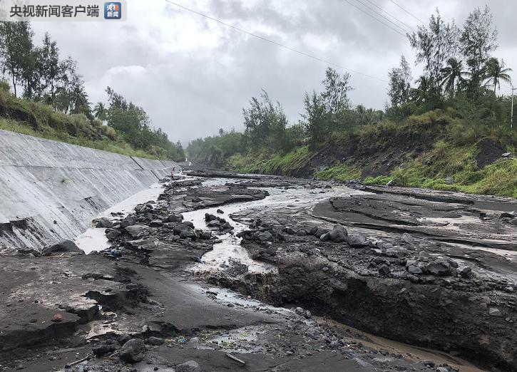 火山泥流爆發