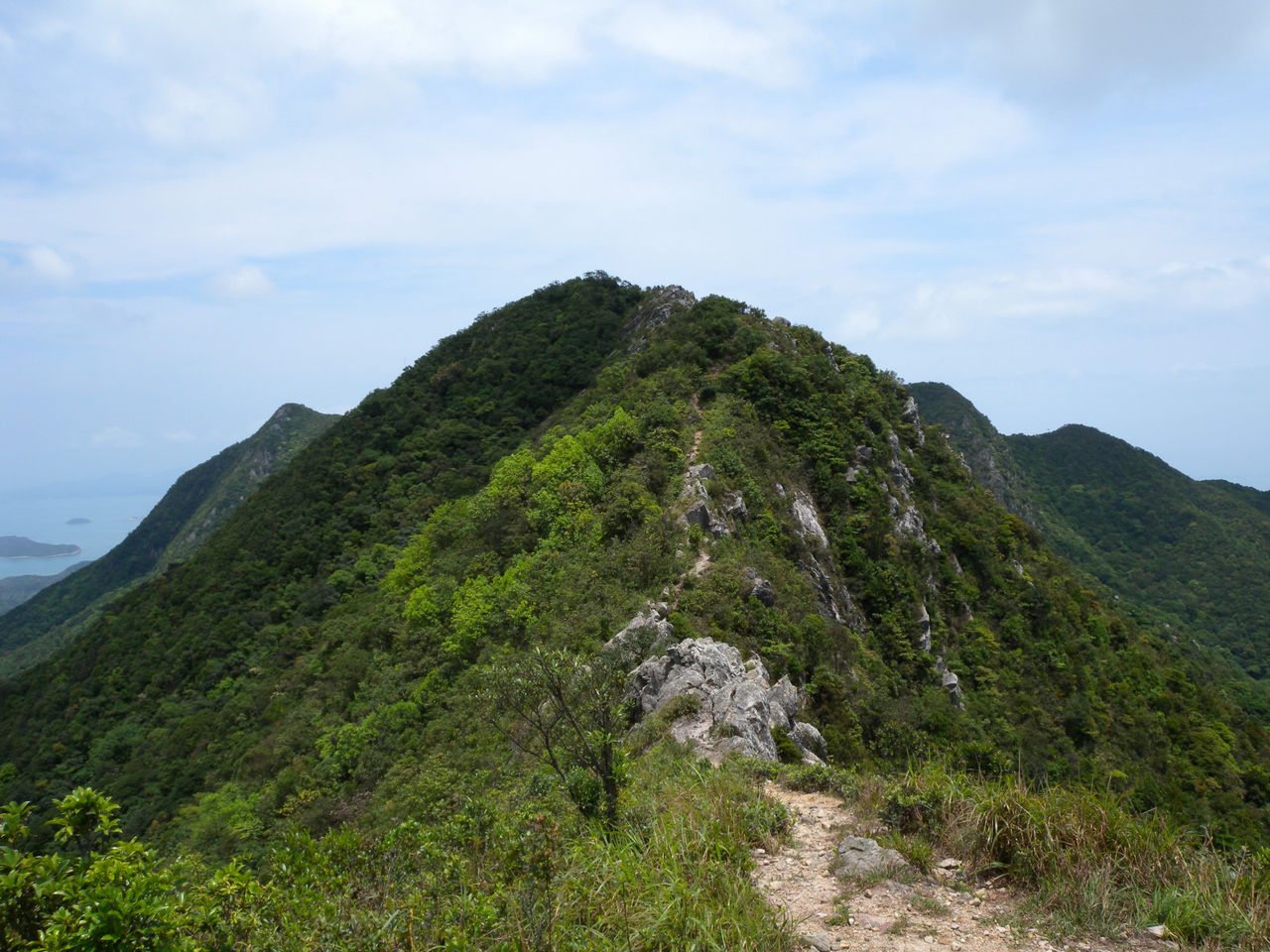 排牙山(深圳排牙山)