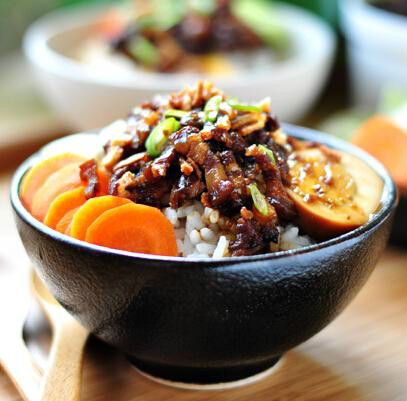 台灣滷肉飯