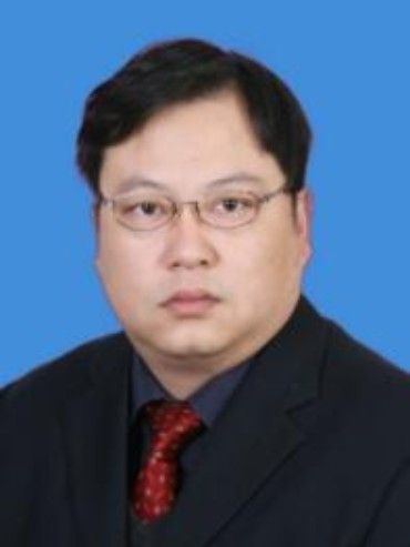 王濤(秭歸縣科學技術和經濟信息化局黨組書記、局長)
