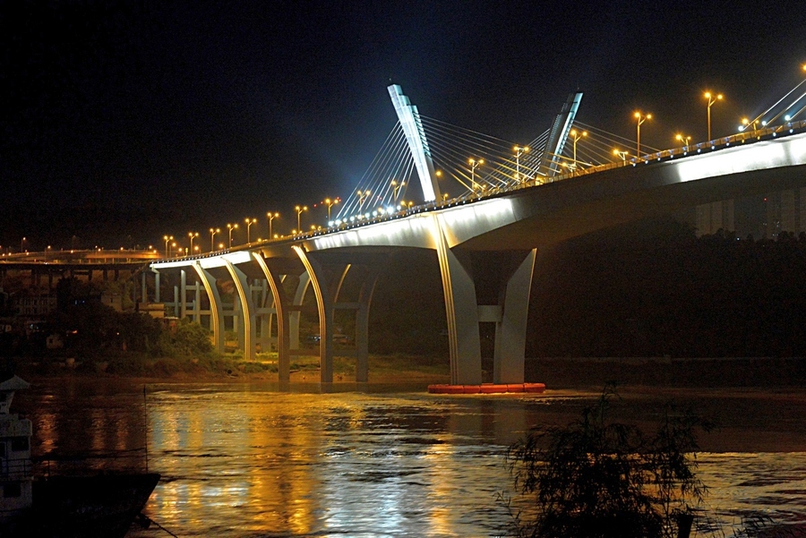 茜草長江大橋