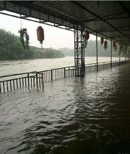 四川暴雨