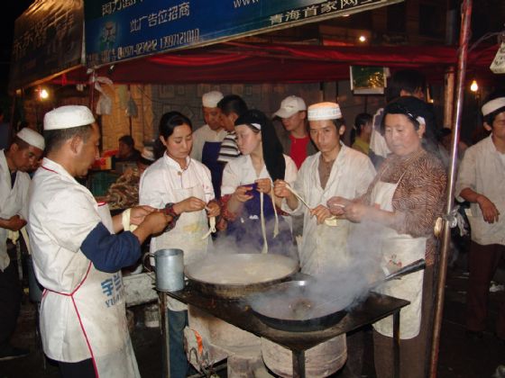 青海美食 · 燴麵片