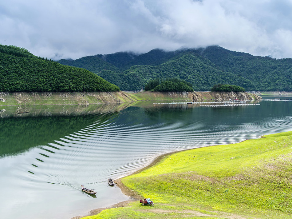 丹東村