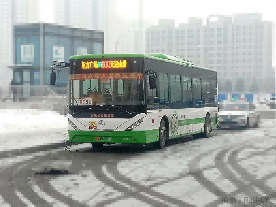 長春公交蓮花山冰雪大世界直通車