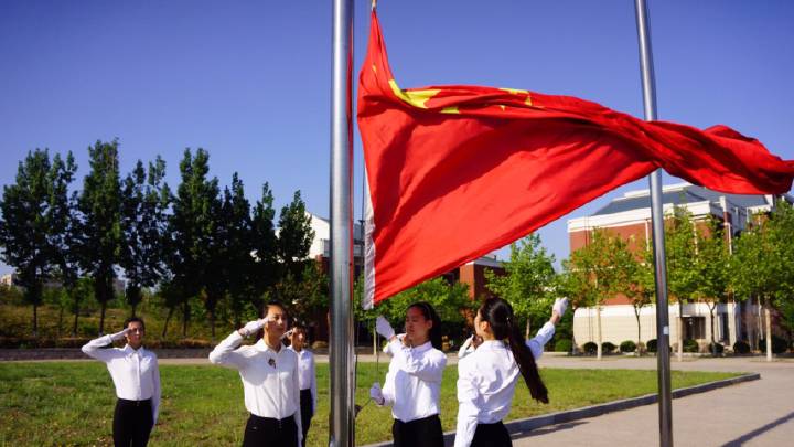 山東財經大學國旗班