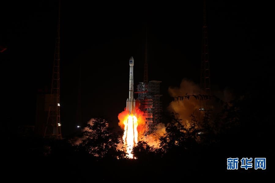 發射第三十七、三十八顆北斗導航衛星