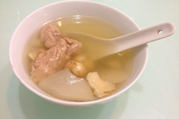 蓮子瘦肉湯