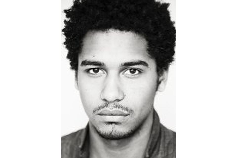 Elliot Knight