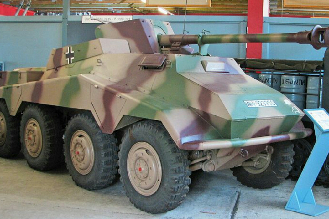 Sd.Kfz.234型輪式裝甲偵察車(Puma)