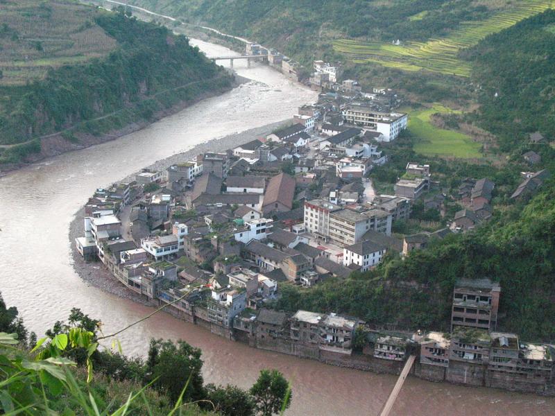 中街自然村(洛旺鄉洛旺行政村下轄自然村)