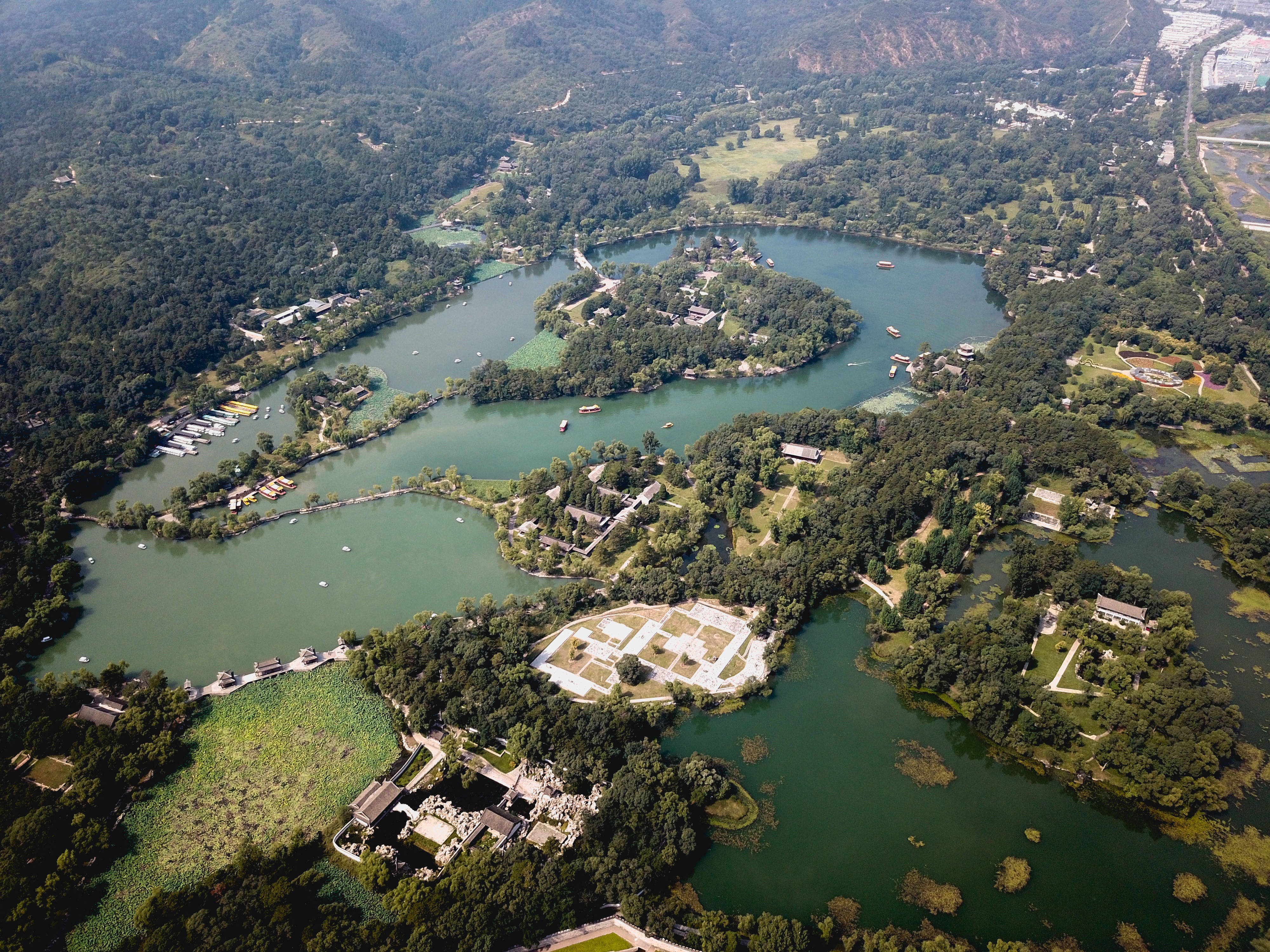 承德市承德避暑山莊及周圍寺廟景區