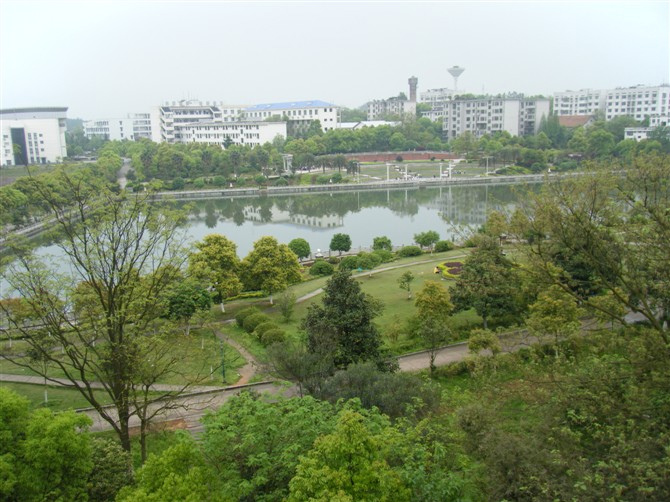 湖南環境生物職業技術學院