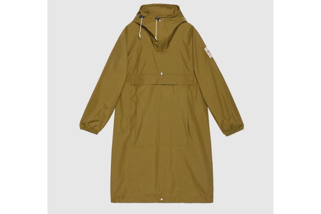 The North Face x Gucci聯名系列尼龍夾克