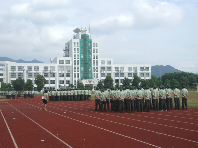 浙江吉利汽車工業學校