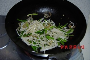 肉皮炒豆芽