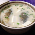 豆腐鰱魚湯