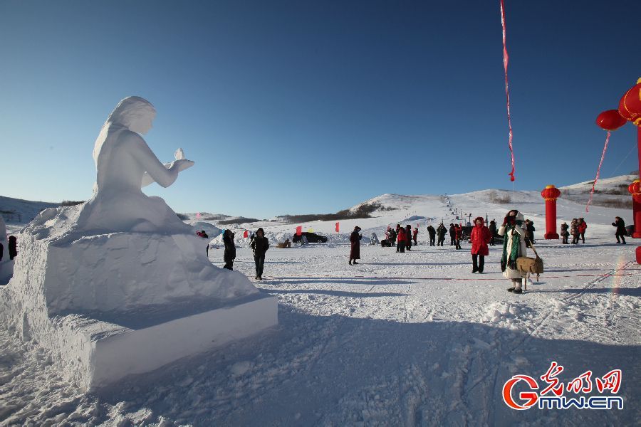 牙克石鳳冠滑雪場