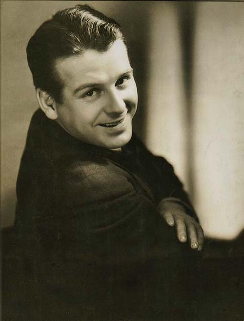 Wallace Ford