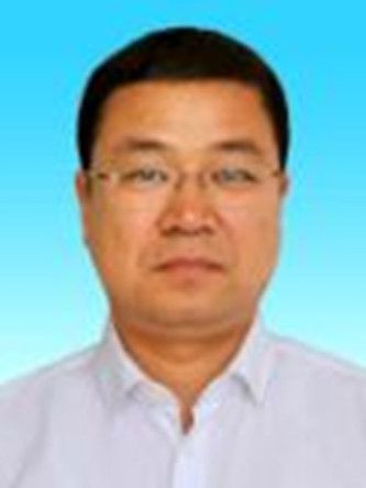 鄭永峰(內蒙古自治區興安盟自然資源局黨組成員、副局長)