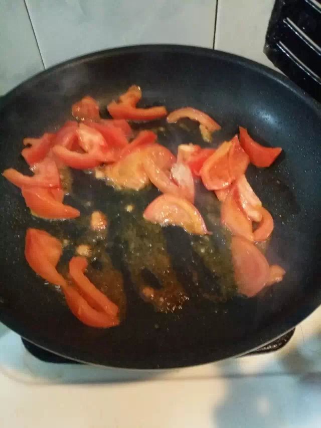 西紅柿平菇豆腐湯