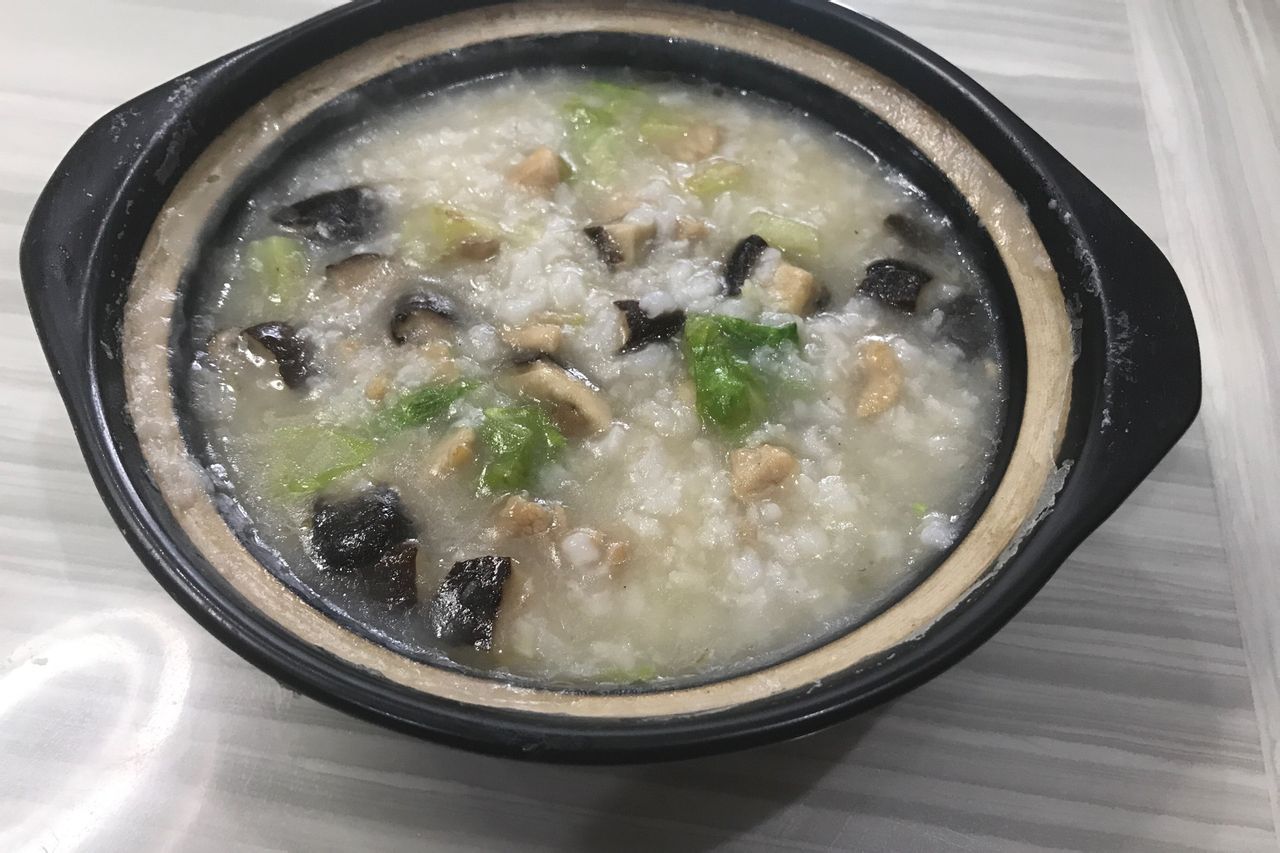 香菇青菜雞肉粥