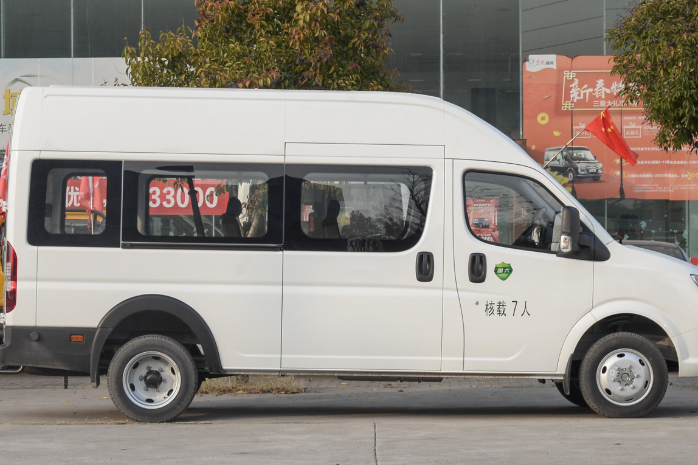 御風(東風汽車旗下的輕客)