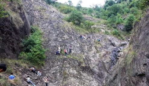 龍窟山古道