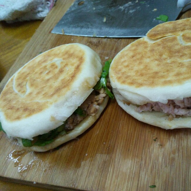 電餅鐺肉夾饃