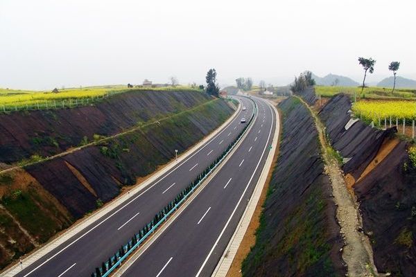 黔西—大方高速公路