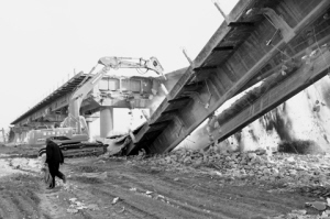 上漲度渭河大橋