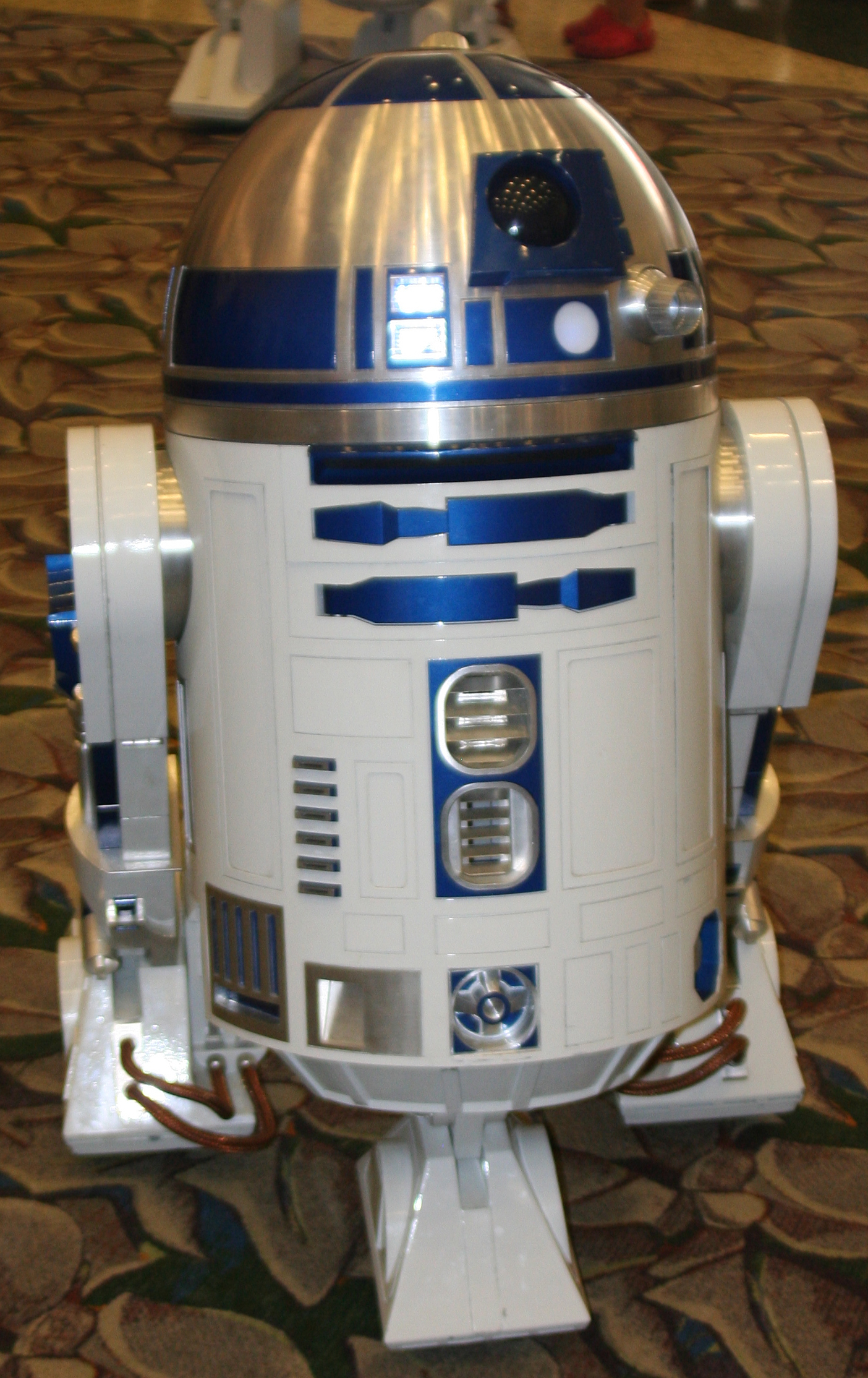 R2-D2