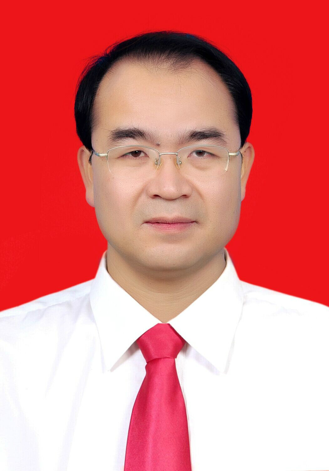 王鑫(南寧職業技術學院副院長)