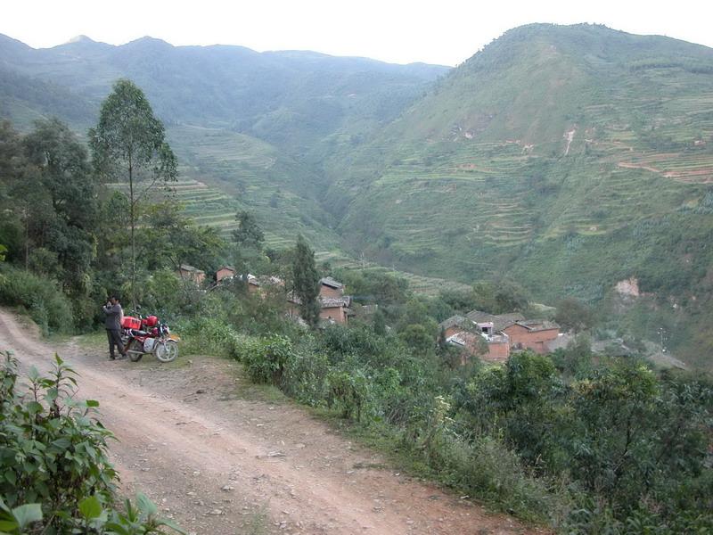 陷塘村(雲南昆明市宜良縣竹山鄉下轄村)