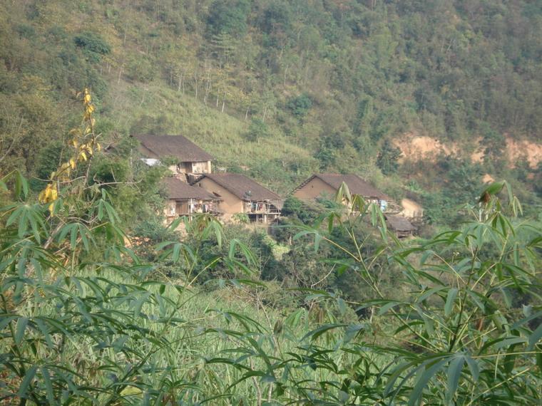 民村村(雲南曲靖市馬龍區大莊鄉下轄村)