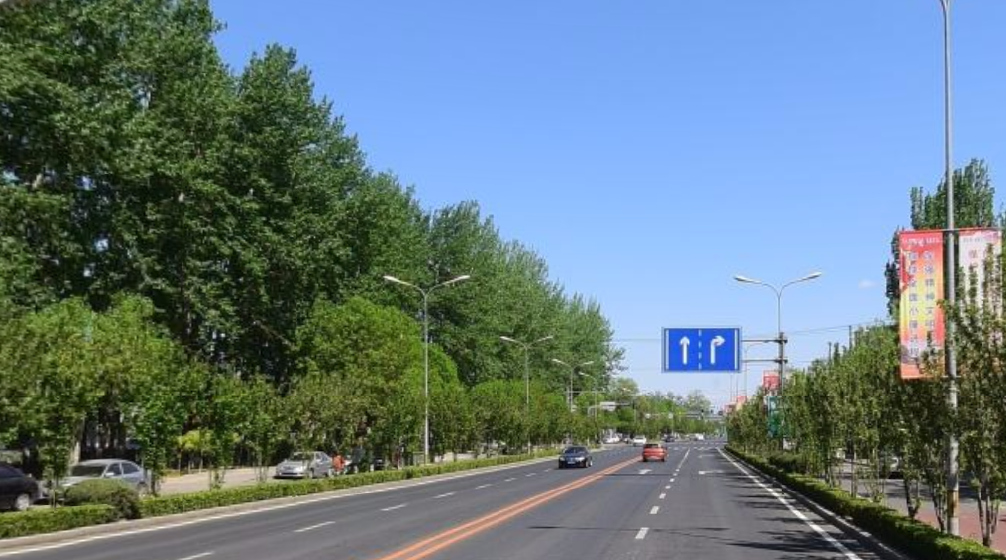 銀泰大道中路(懷柔區銀泰大道中路)