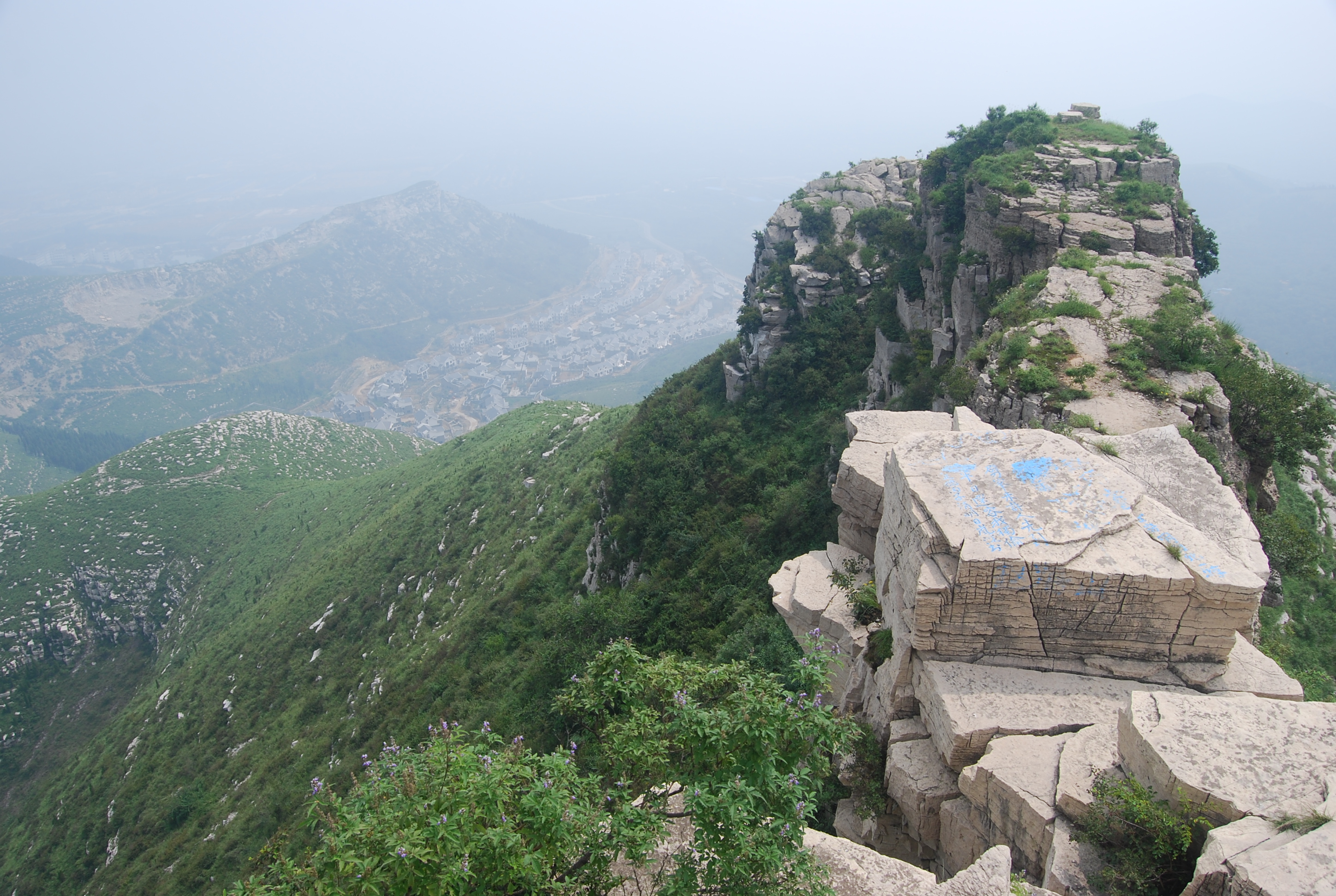 劈山“劈峰”頂面觀