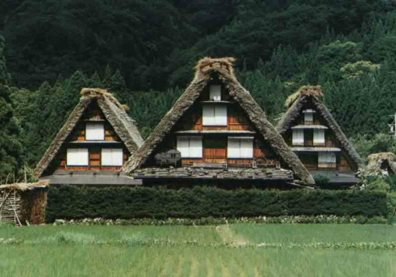 白川鄉與五個山的合掌造村落