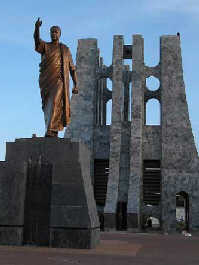 加納首任總統夸米·恩克魯瑪塑像