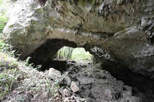 龍廣觀音洞遺址