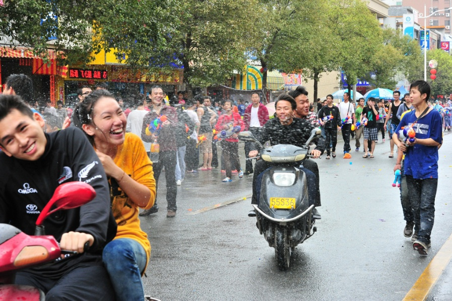 塘唇村(廣東東莞市寮步鎮下轄村)