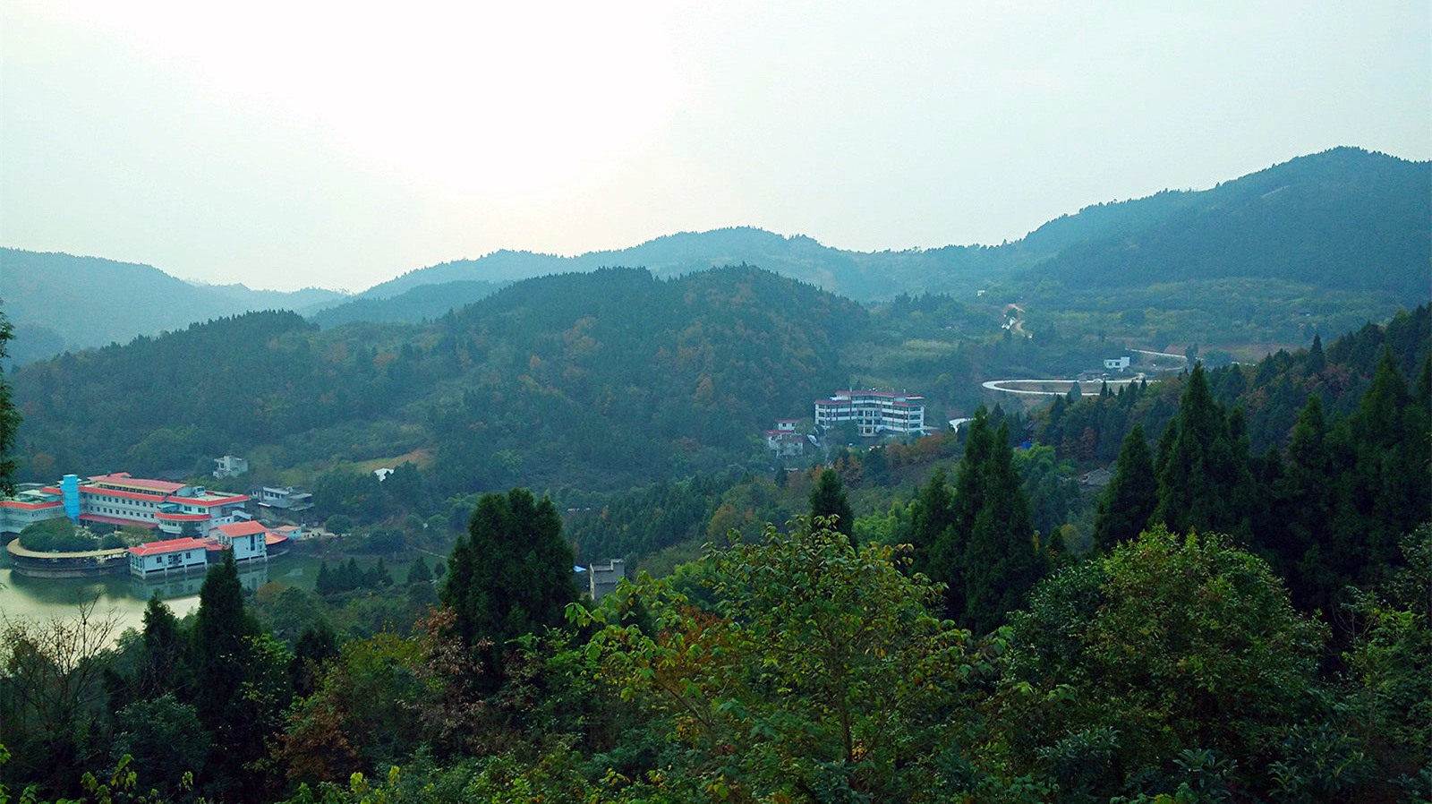 金龍湖風景區(四川省成都市金龍湖風景區)