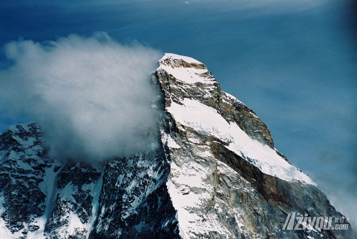 卓木拉日雪山