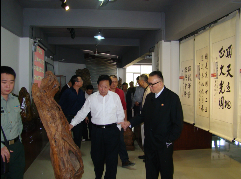 李乾元在廣州綠鈺公司的將軍書法展