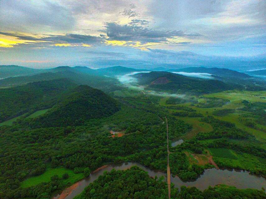 益靈山