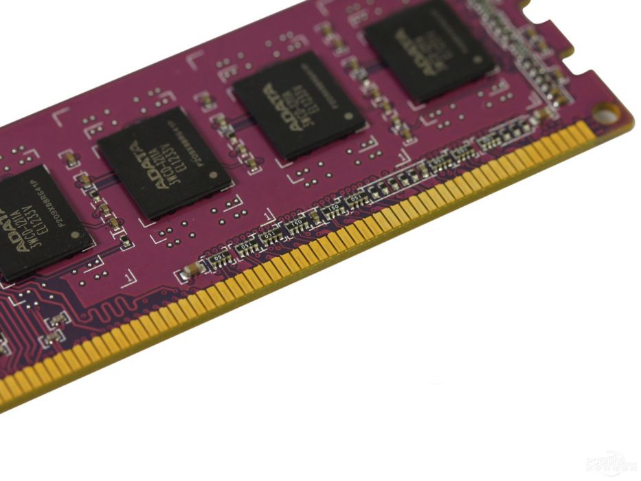 金邦黑金龍系列8GB DDR3 1600 C11(GD38GB1600C11SC)