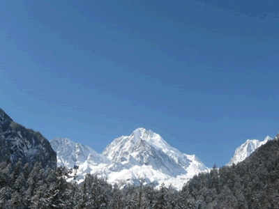 貢嘎冰川