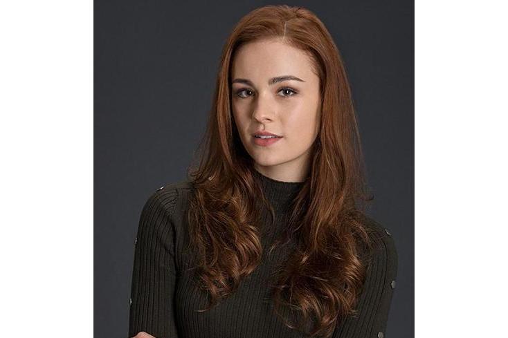 Sophie Skelton