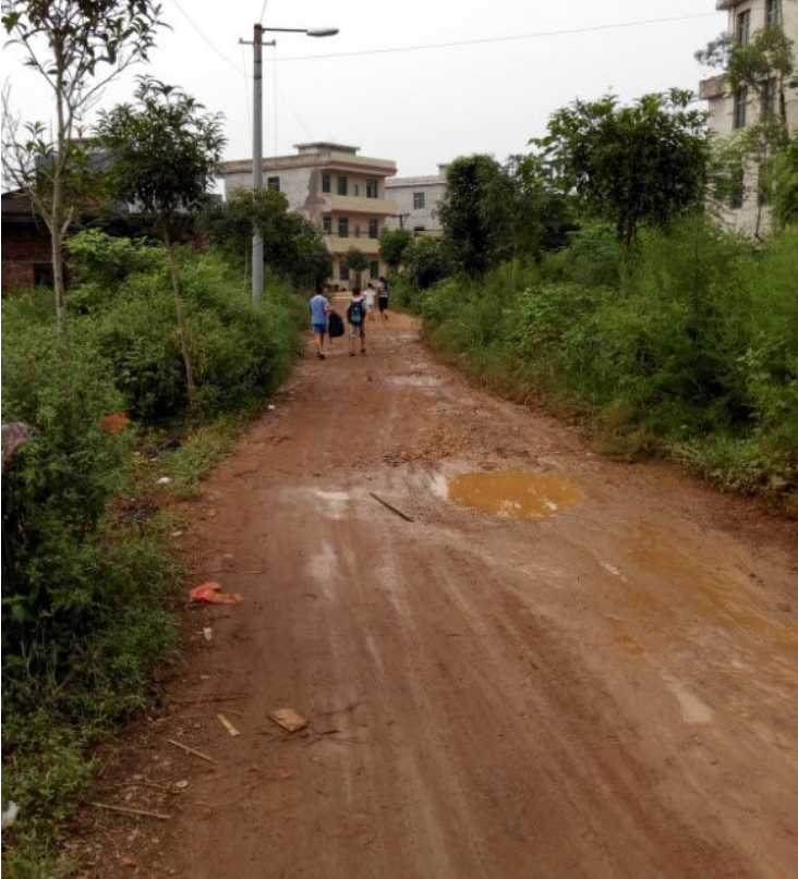 三角塘鎮學校小路